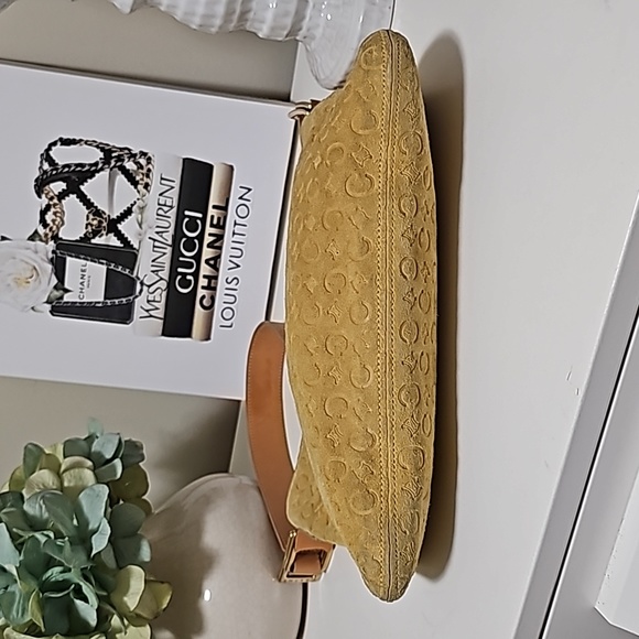 EUC CELINE C MACADAM YELLOW SUEDE BAGUETTE SHOULDER BAG - Picture 16 of 16